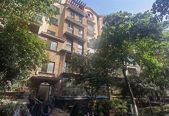 藍(lán)田御景灣8套住房和3套營(yíng)業(yè)房第一次拍賣(mài)